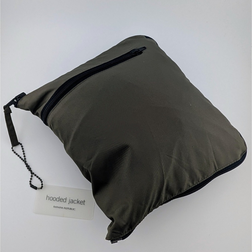 Vintage Banana Republic Jacket Minimalist Zip Tech Windbreaker Pouch 2000 NWT M - Picture 3 of 14